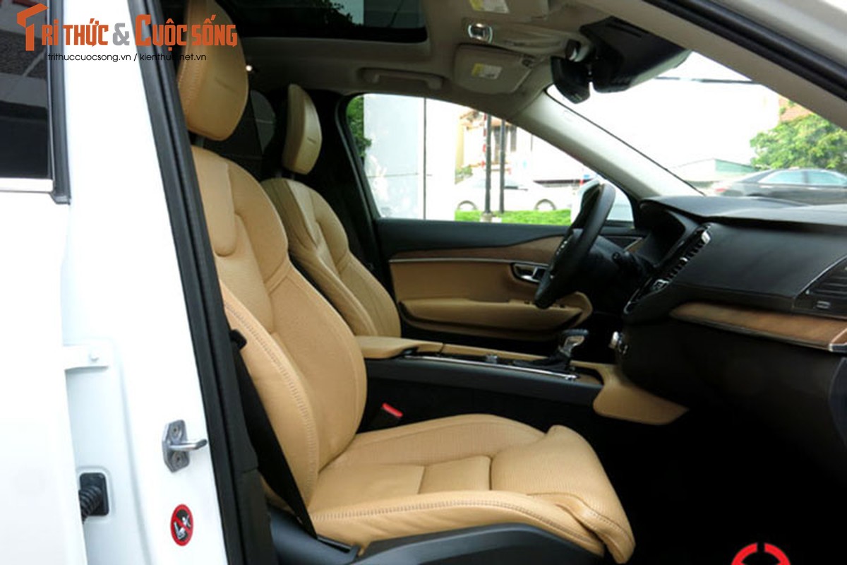 SUV cao cap Volvo XC90 2016 gia 3 ty dong tai Ha Noi-Hinh-11